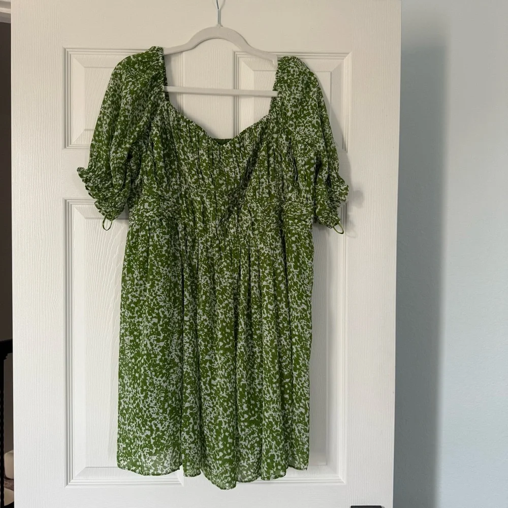 Abercrombie & Fitch Green Patterned Mini Dress - Picture 2 of 13